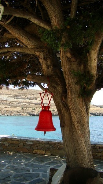 Grece Cyclades Kythnos Chrisvoyages